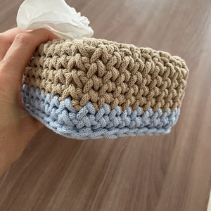 Horgolt zsepkendőtartó - otthon & életmód - tárolás & rendszerezés - tárolókosár - Meska.hu