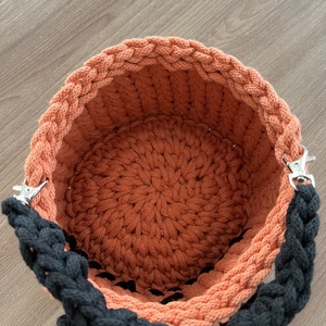 Horgolt faragott sütőtök kosár  - otthon & életmód - tárolás & rendszerezés - tárolókosár - Meska.hu