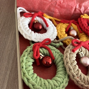 Karácsonyfadíszek díszdobozban - karácsony - karácsonyi lakásdekoráció - karácsonyi lakásdíszek - Meska.hu