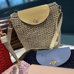 Közepes horgolt v�lltáska - Meska.hu