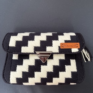 Közepes kanava táska, Táska & Tok, Kézitáska & válltáska, Alkalmi táska, Hímzés, MESKA