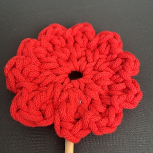 Horgolt virág - otthon & életmód - virágdekoráció - virágok - szálas virág - Meska.hu