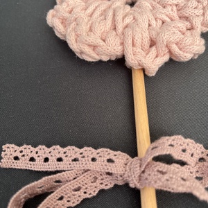 Horgolt virág - otthon & életmód - virágdekoráció - virágok - szálas virág - Meska.hu