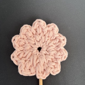 Horgolt virág - otthon & életmód - virágdekoráció - virágok - szálas virág - Meska.hu