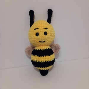 Horgolt méhecske - Meska.hu