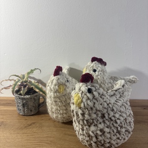 Horgolt csirke - játék & sport - plüssállat & játékfigura - madár - Meska.hu