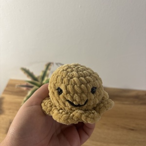 Horgolt polipok (mini) - játék & sport - plüssállat & játékfigura - polip, medúza - Meska.hu