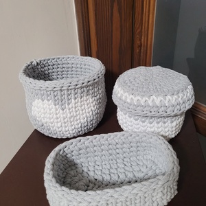 Horgolt kosarak-szürke, Otthon & Életmód, Dekoráció, Asztal és polc dekoráció, Horgolt & Csipketerítő, Horgolás, MESKA