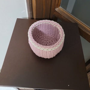 Horgolt kosarak-rózsa - otthon & életmód - dekoráció - asztal és polc dekoráció - horgolt & csipketerítő - Meska.hu