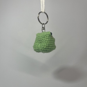 Horgolt popsis béka kulcstartó - táska & tok - kulcstartó & táskadísz - kulcstartó - Meska.hu
