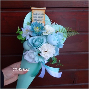Virág csokor tölcsérben ballagásra - otthon & életmód - dekoráció - Meska.hu