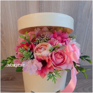 Ballagási pénzátadó virágbox - otthon & életmód - virágdekoráció - virágok - virágbox - Meska.hu