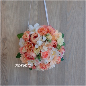 Vállra akasztható virágtáska ballagásra - otthon & életmód - virágdekoráció - virágok - virágbox - Meska.hu