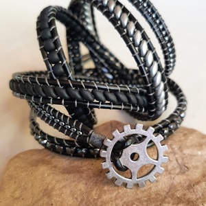 Wrap karkötő - fekete ezüst  - ékszer - karkötő - gyöngyös karkötő - Meska.hu