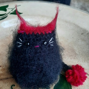 Szőrmóc krampusz marokcica - játék & sport - plüssállat & játékfigura - cica - Meska.hu