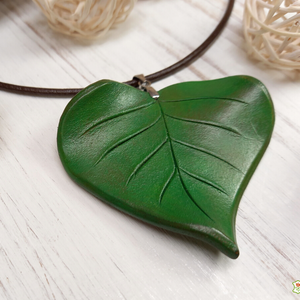 Bőr levél medál - ékszer - nyaklánc - medál - Meska.hu