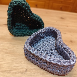 Szív alakú kis kosár  - Meska.hu