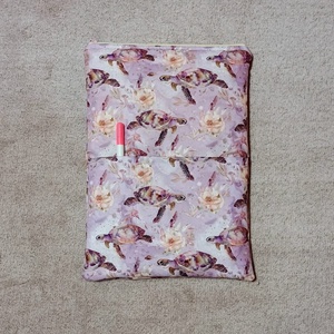 Egyedi lila teknős mintás könyvtok/ tablet tok, Könyv & Zene, Könyvtok, Varrás, MESKA