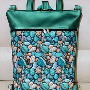 Egyedi zöld-türkiz kavics mintás műbőr multifunkciós táska  , Táska & Tok, Variálható táska, Bőrművesség, MESKA