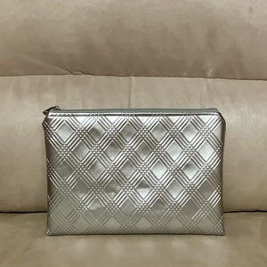 Egyedi ezüst műbőr válltáska szett - táska & tok - táska szett - Meska.hu