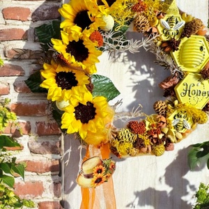 Napraforgós, Méhecskés Kopogtató  Őszi hangulat az ajtódon - otthon & életmód - dekoráció - ajtó- és ablak dekoráció - ajtódísz & kopogtató - Meska.hu Napraforgós, Méhecskés Kopogtató  Őszi hangulat az ajtódon - otthon & életmód - dekoráció - ajtó- és ablak dekoráció - ajtódísz & kopogtató - Meska.hu