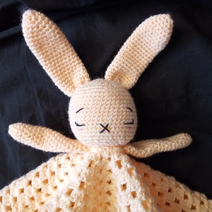 Nyuszis szundikendő - barack - játék & sport - 3 éves kor alattiaknak - alvóka & rongyi - Meska.hu