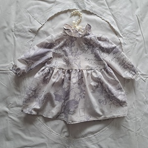 Virágmintás kisruha - 1 éves kislányoknak - Meska.hu