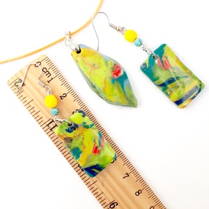 Zöld ékszerszett, színes, vidám kollekció ékszergyurmából, egyedi ajándék nőknek - ékszer - ékszerszett - Meska.hu