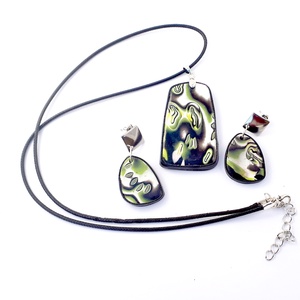 Fekete-zöld medál fülbevalókkal, ékszergyurma szett, ajándék nőknek, Ékszer, Ékszerszett, Ékszerkészítés, Gyurma, MESKA