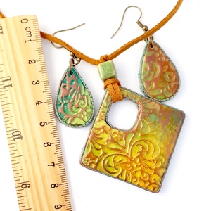 Színátmenetes kollekció, medál fülbevalókkal - ékszer - ékszerszett - Meska.hu