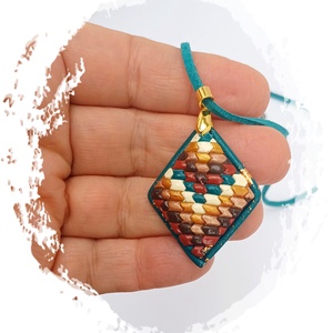 Színes medál, Süthető gyurma ékszer - esküvő - ékszer - nyaklánc - Meska.hu