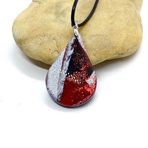 Piros-fekete-ezüst absztrakt mintás nyaklánc - Meska.hu