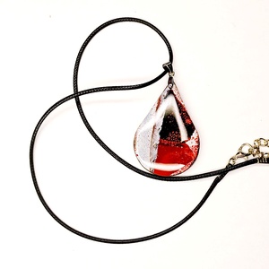 Piros-fekete-ezüst absztrakt mintás nyaklánc - ékszer - nyaklánc - medálos nyaklánc - Meska.hu