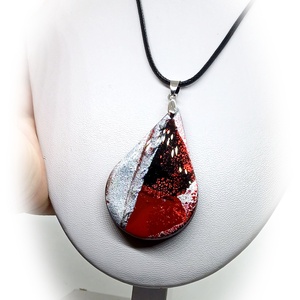 Piros-fekete-ezüst absztrakt mintás nyaklánc - ékszer - nyaklánc - medálos nyaklánc - Meska.hu