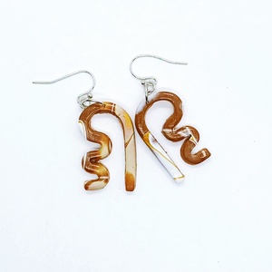 Barna-krém fülbevaló, könnyű - Meska.hu