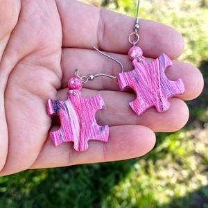 pink puzzle fülbevaló süthető gyurmából - ékszer - fülbevaló - lógó fülbevaló - Meska.hu