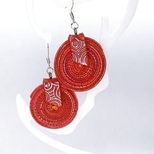 Rusztikus pink-piros fülbevaló2 - ékszer - fülbevaló - lógós kerek fülbevaló - Meska.hu