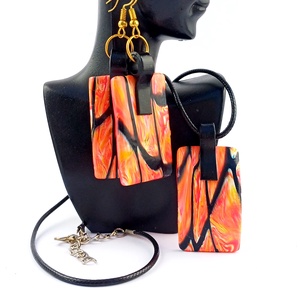 Narancs-fekete nyaklánc fülbevalókkal - ékszer - ékszerszett - Meska.hu