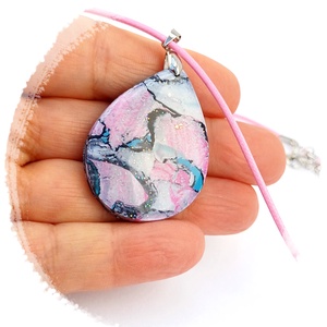 Nyaklánc pasztell színekkel  - ékszer - nyaklánc - medálos nyaklánc - Meska.hu