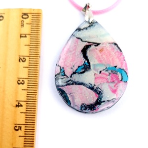 Nyaklánc pasztell színekkel  - ékszer - nyaklánc - medálos nyaklánc - Meska.hu