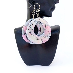 Fülbevaló pasztell színekkel süthető gyurmából - ékszer - fülbevaló - lógó fülbevaló - Meska.hu