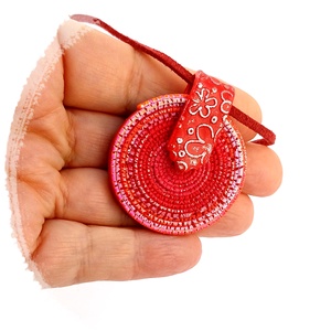 Piros spirál medál - ékszer - nyaklánc - medálos nyaklánc - Meska.hu