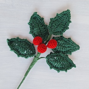 Horgolt magyal ág  karácsonyi kézműves dekoráció - karácsony - karácsonyi lakásdekoráció - karácsonyi lakásdíszek - Meska.hu