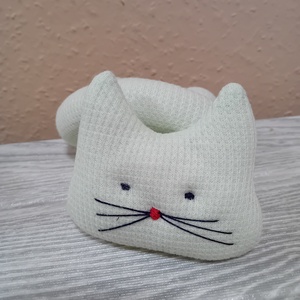 Cica gyerekjáték - otthon & életmód - babaszoba, gyerekszoba - gyerek díszpárna - Meska.hu