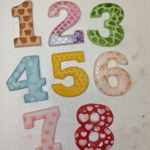 Nagyobb méretű 7 cm magas számok   cukormassza cukorfigura, Otthon & Életmód, Konyhafelszerelés, tálalás, Sütés, főzés, Sütidísz, Mindenmás, MESKA