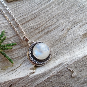 Ezüst medál Ag925/1000  Holdkő (Rainbow Moonstone) - ékszer - nyaklánc - medál - Meska.hu