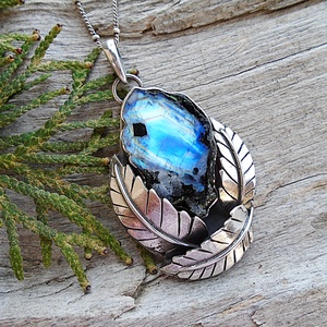 Ezüst medál Ag925/1000  Holdkő (Rainbow Moonstone) - ékszer - nyaklánc - medál - Meska.hu