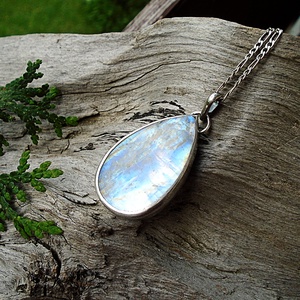 Ezüst medál Ag925/1000  Holdkő (Rainbow Moonstone) - ékszer - nyaklánc - medál - Meska.hu