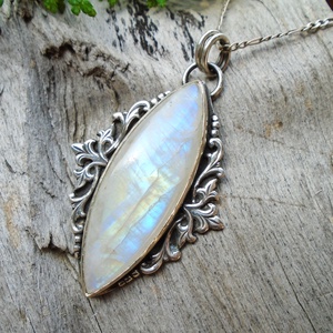 Ezüst medál Ag925/1000  Holdkő (Rainbow Moonstone) - ékszer - nyaklánc - medál - Meska.hu