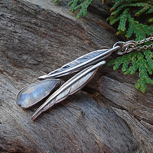 Ezüst medál Ag925/1000  Holdkő (Rainbow Moonstone) - ékszer - nyaklánc - medál - Meska.hu